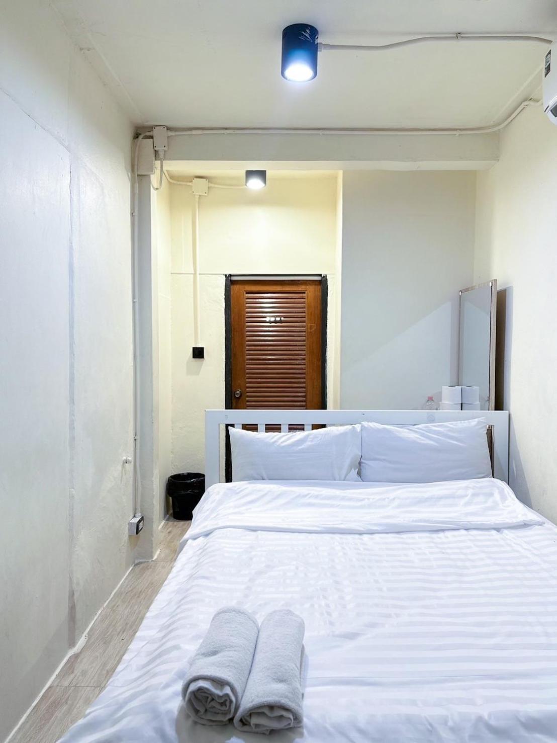 Chubbi5 Room11 Banguecoque Exterior foto